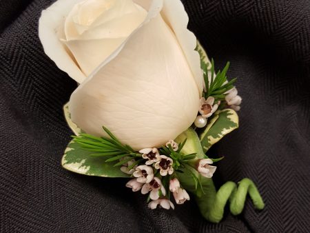 Rose Boutonniere Online now