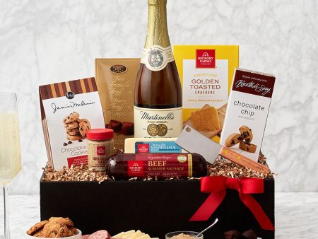 Sparkling Cider & Snacks Gift Box For Sale