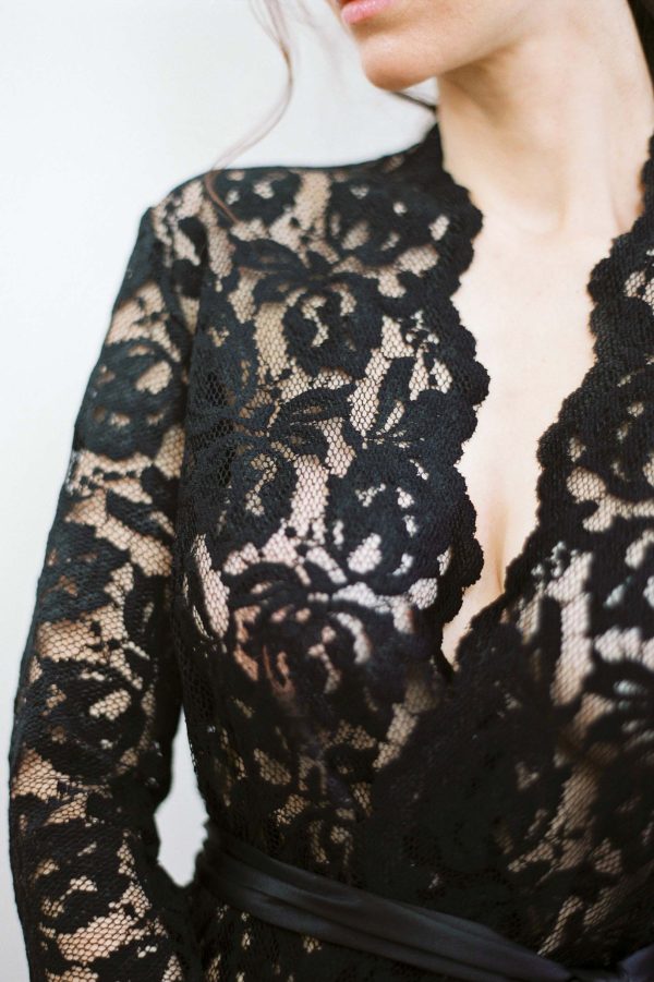 Lauren Stretch French Lace Robe in Black For Cheap