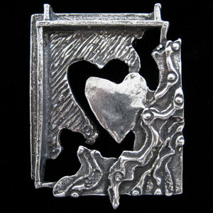 3D Heart Pin Online