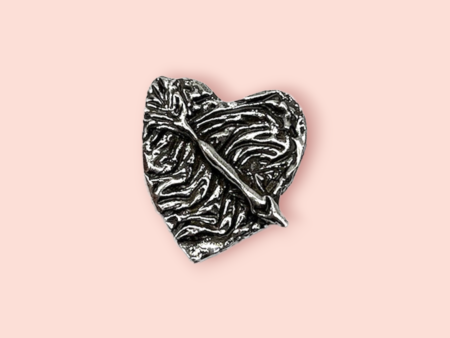 Arrow Heart Pin Fashion